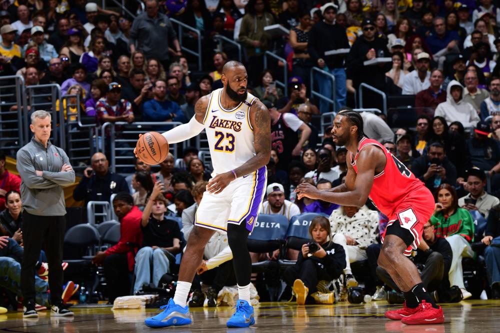 内突破边路 内突破边路